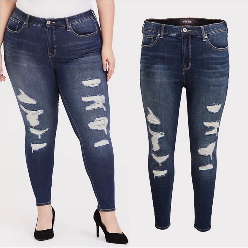 TORRID SKY HIGH SKINNY JEAN - PREMIUM STRETCH MEDIUM WASH